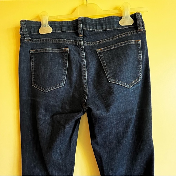 UNIQLO DARK WASH STRETCHY SKINNY JEANS - Picture 3 of 7